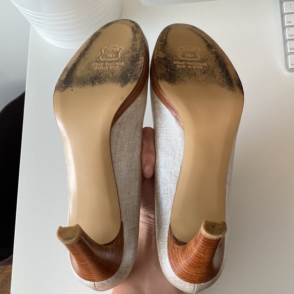 Stuart Weitzman Gold metallic pumps w/ wooden heel - Picture 3 of 4